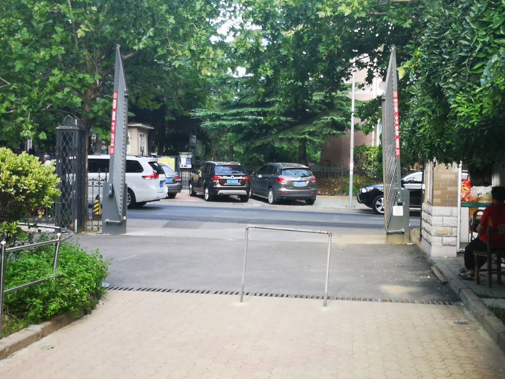 小区相关图