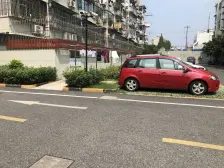 近出口小门静谧位置,电梯已运行!精装 拎包入住