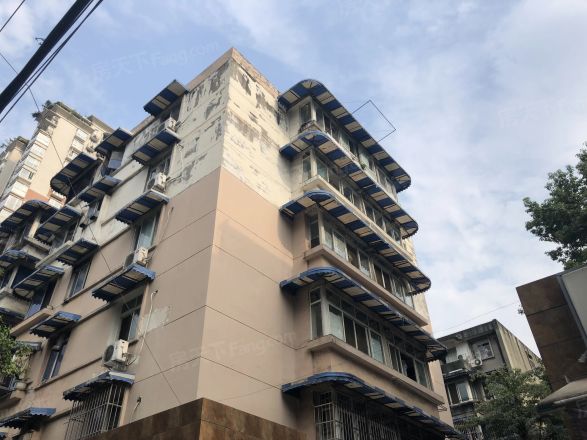 成达综合楼实景图