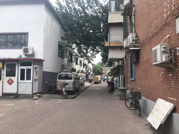南开大学西南村实景图