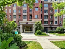 郑州碧桂园洋房 500多平的大花园300平地下室适合改善