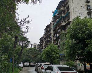 棕南正街9号2室1厅南