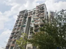 静安区 地铁600米 电梯房 户型方正 诚意出售