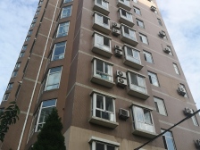 多层 一梯两户 三室南北向 总价低 使用面积大 可谈