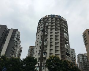 西线阳光4室2厅西北