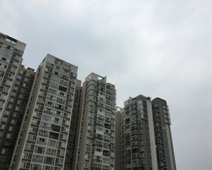 西线阳光3室2厅东北