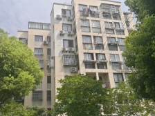 三个功能间朝南全明1房+2楼近金运路地铁站和万达