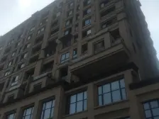 带大露台的3+1户型,实得250平方米加100屋顶花园