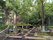 川大与文里3室2厅东南西北