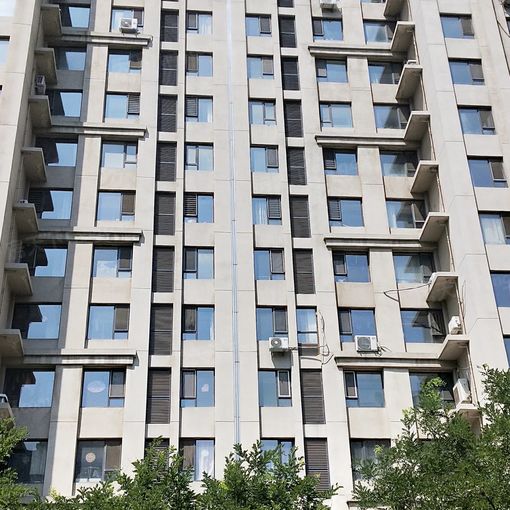  �ֽ�������1��1��1���ϳ���2300.00Ԫ/�³��� 