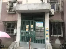 近地铁 刚需上车,精装 家具全送,新上房源