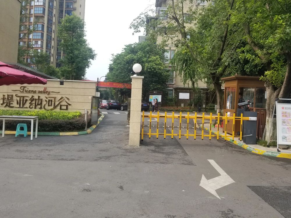 小区相关图