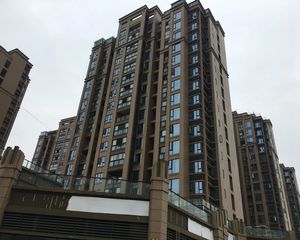华宇西城雅郡3室1厅南
