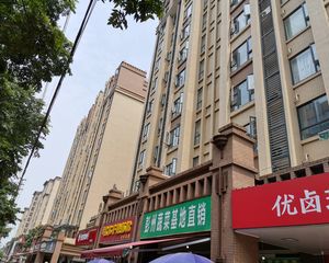华宇静苑二期3室1厅西南