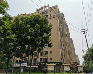 华宇静苑二期4室2厅南