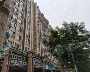 华宇静苑一期3室2厅东南