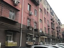 古城街道水泥厂社区 南北通透两居首付60万小区门口就是公交站