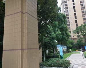 华宇西城雅郡3室2厅东南