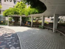 顶楼复式,双露台25平,满五且一,税费少