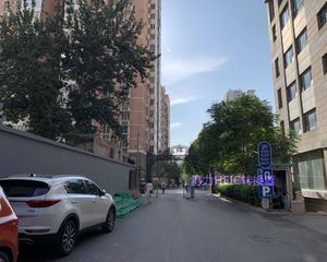 华辉苑东南向四居室大客厅双卫设计适合一家三代