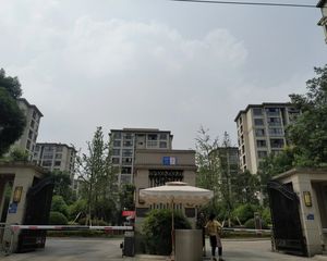 九龙仓时代小镇1号府邸4室2厅东南西北