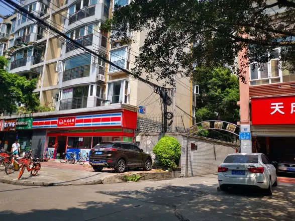 城南新贵实景图