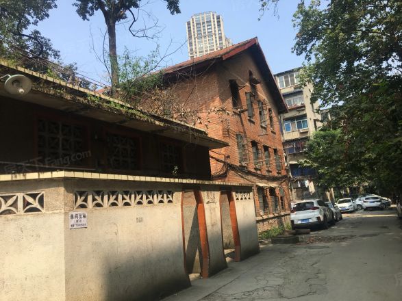 八二宿舍一区实景图