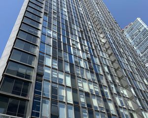 东塔朝东精装高层观景央视/中信大厦