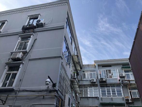 南山路小区实景图