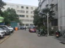 双气小区免费停车 看房方便 户型方正 一环内 临地铁