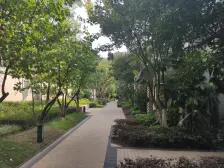 照母山 万科城哲园四房450万