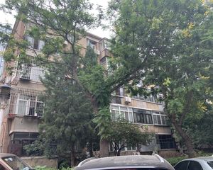 公主坟翠微区域南向全明格局一居室中间层近地铁
