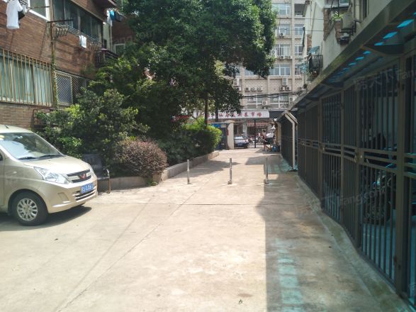 紫华大楼实景图