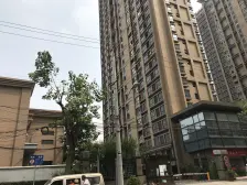 品质小区,小区中心位置,诚意出售,刚需好房