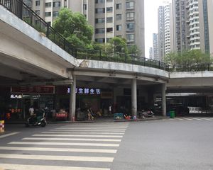 朝南三大房,直读北雅,业主很诚心卖房