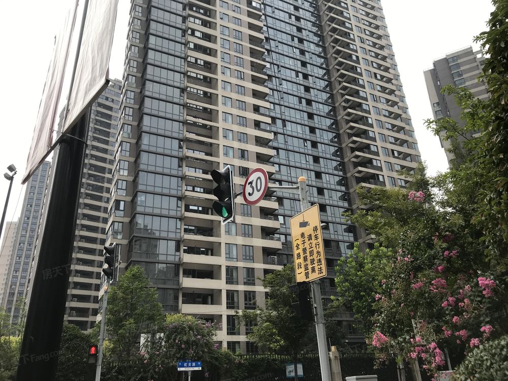 小区相关图