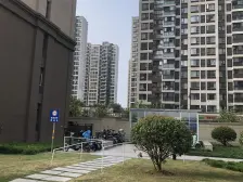 品质物业 1梯2户,现场实勘 满五,必看好房