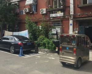 甘家口8号院,满五唯一,中间楼层,看房方便