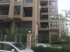 楼层好光线好,户型方正实用,南北对流,诚意出售