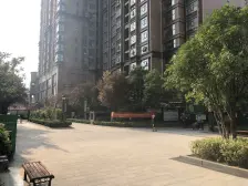 人车分流带600平大露台三房,诚心出售