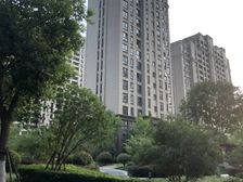 全新装修,拎包入住,大金空调,全新家电,看房预约