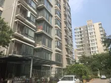 满五唯一地铁口电梯朝南两房,诚心卖