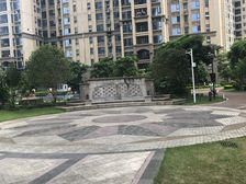 21号线钟岗站地铁口旁实用小三房中高楼层