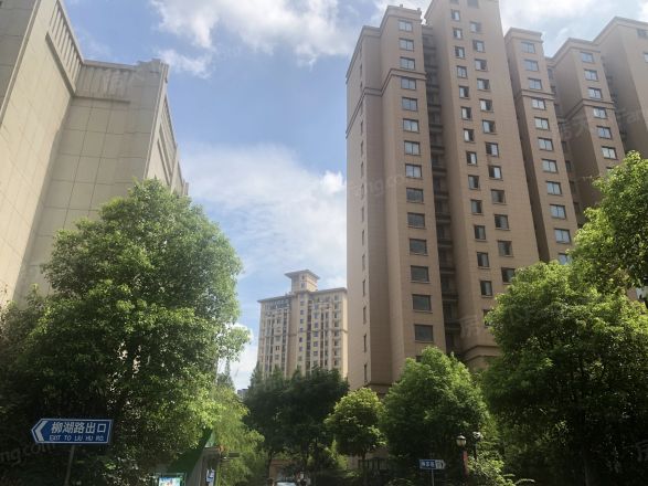 汇丰荷苑实景图