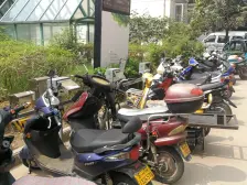 房子是3楼4楼复式 均价低 2001年的房子