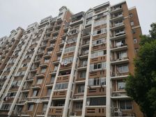 21号线闻居路地铁口800米,精装修3房2卫,送大阁楼和露台