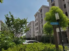 信诚丽都苑1室东朝向215.00万元/套出售