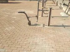 此房房款低,业主诚心出售,交通便利,采光好,三室