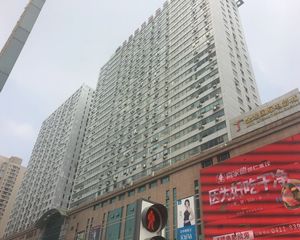西安路旁,高楼层采光视野好,三室带客厅
