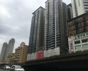 五一广场万达广场正闹市区202大厦